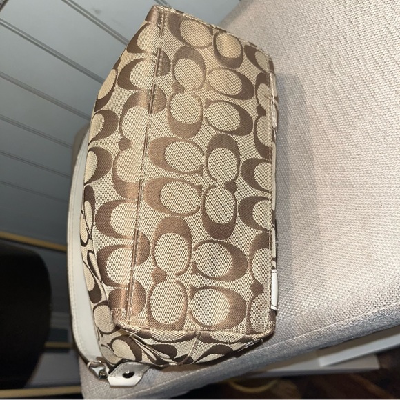 Rare Coach Bleeker Signature Floral Appliqué Hand Bag - Picture 6 of 8